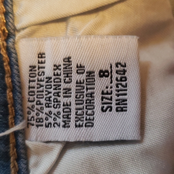 Oak & Poppy High Waisted Studded Jeans - Picture 7 of 7